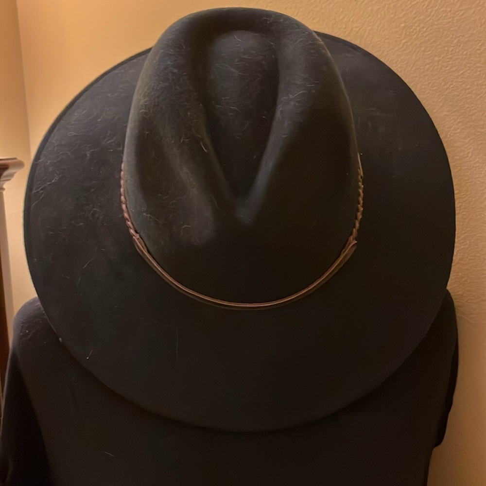 NWT BARBOUR Navy Tack Fedora Hat - L